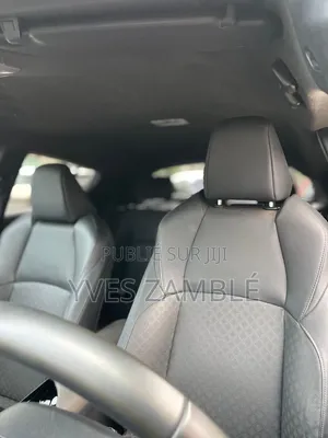 Toyota C-HR 2025 Gris