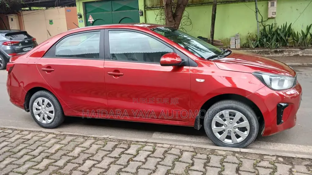 Kia Pegas 2022 Rouge