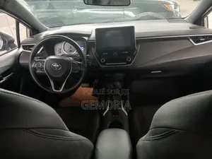 Toyota Corolla 2023 Gris