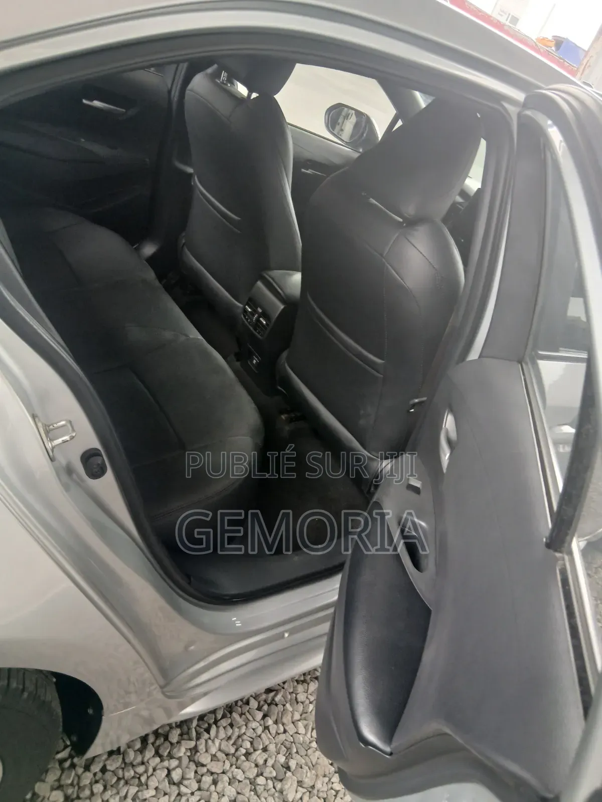 Toyota Corolla 2023 Gris