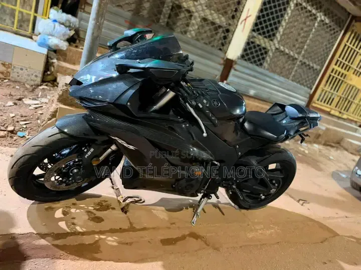 Nouveau Kawasaki Bike 2012 Noir