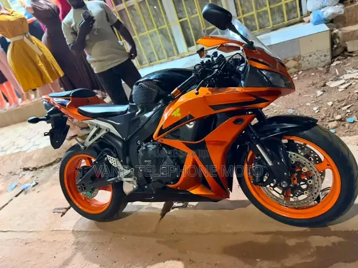Nouveau Kawasaki Bike 2012 Noir