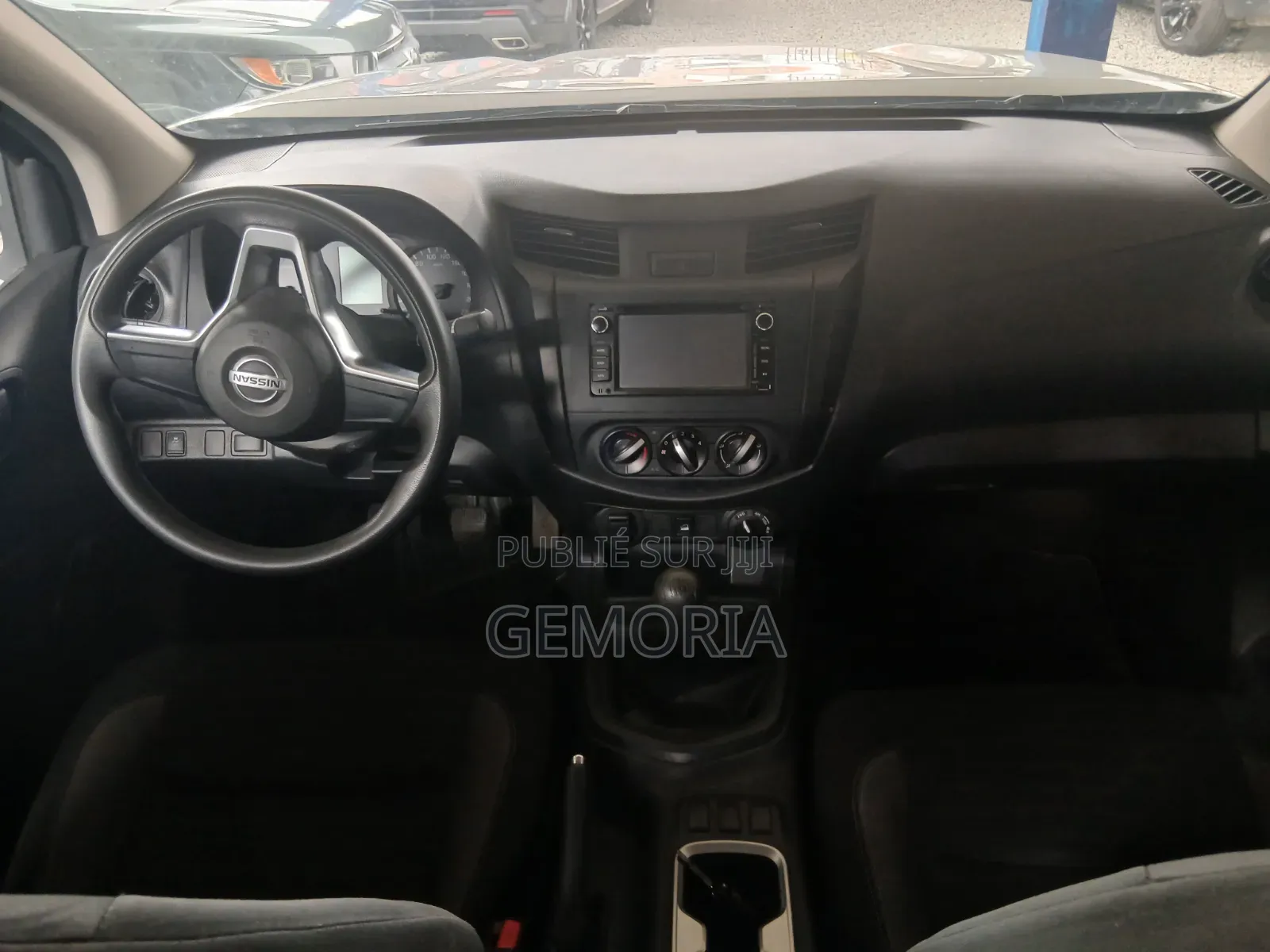 Nissan Navara 2024 Blanc