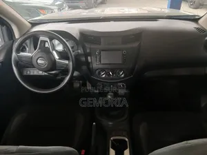 Nissan Navara 2024 Blanc