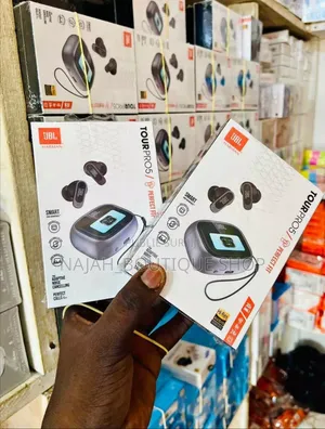 JBL Tour Pro 5