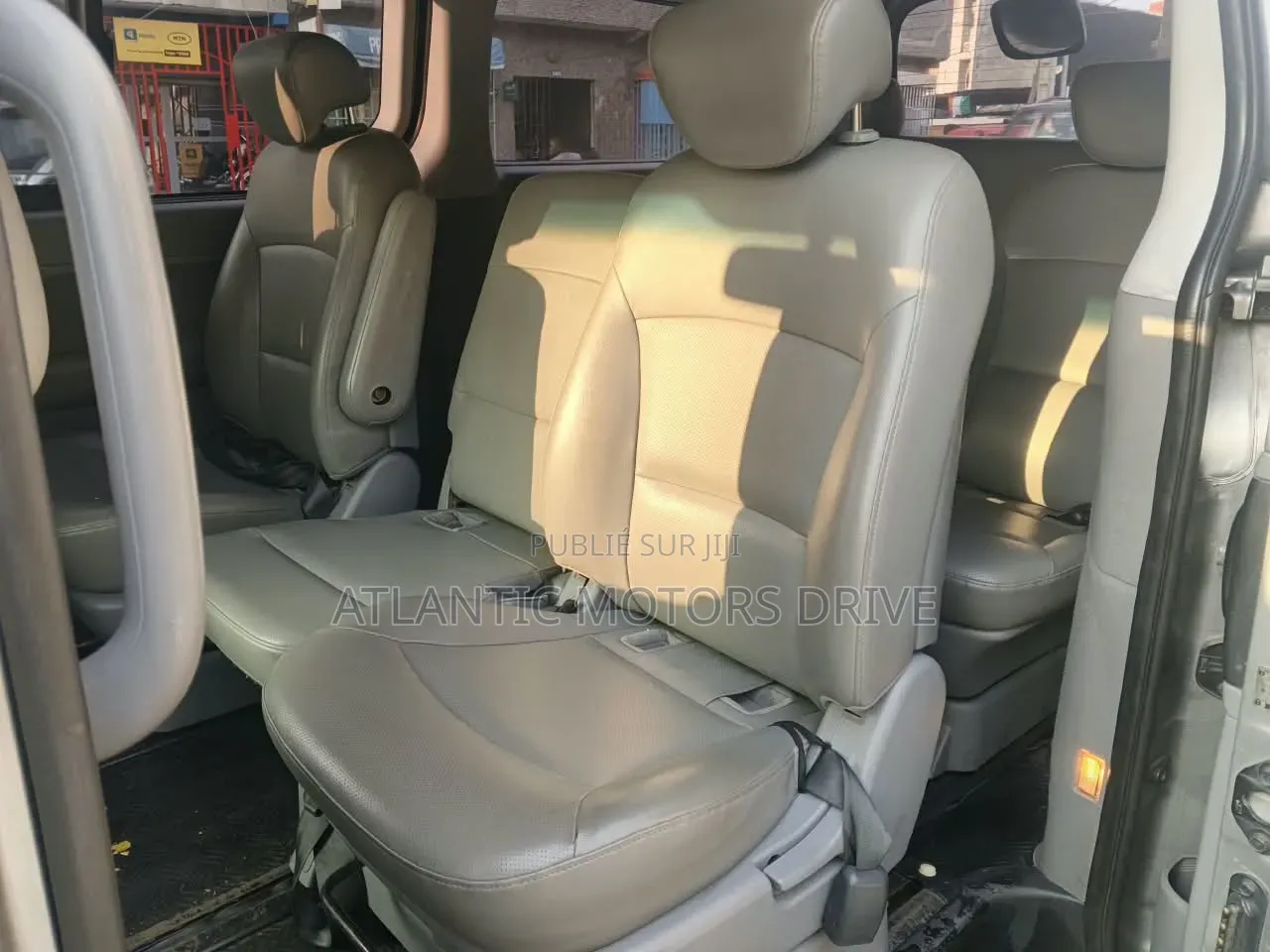 Hyundai Starex 2016 Gris