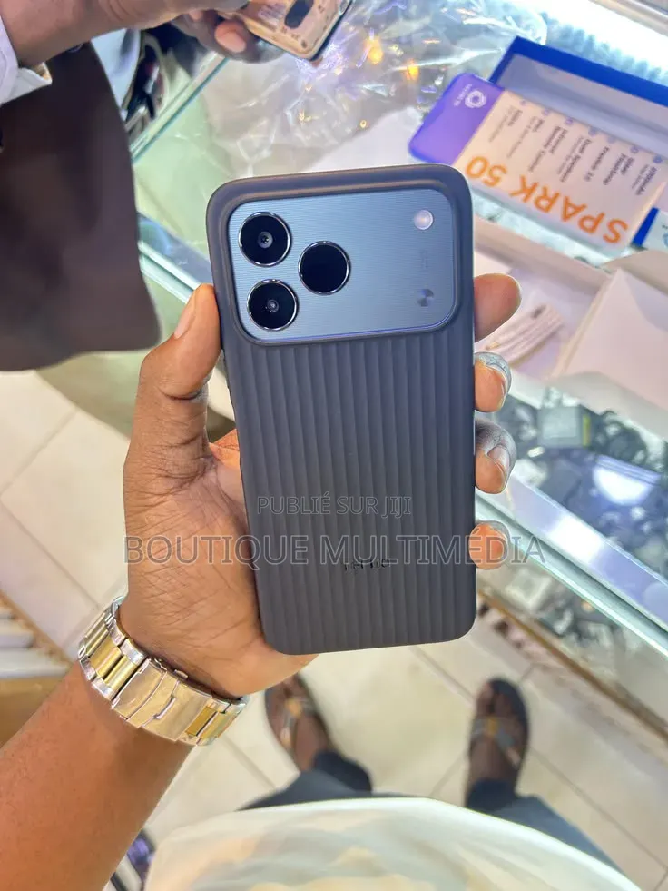 Nouveau Tecno Spark 50 128 GB Noir