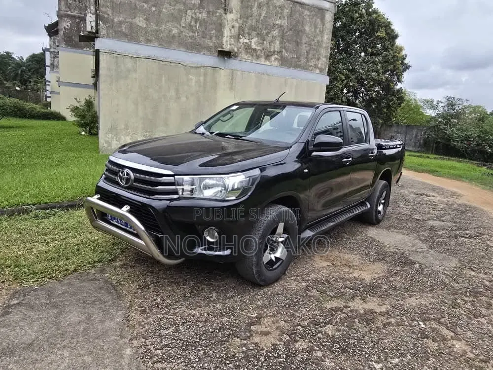Toyota Hilux 2020 Noir