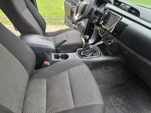 Toyota Hilux 2020 Noir