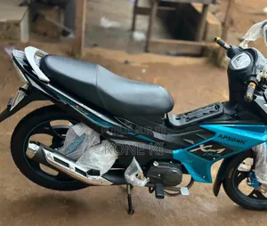 Nouveau KTM Duke 125 2024 Bleu