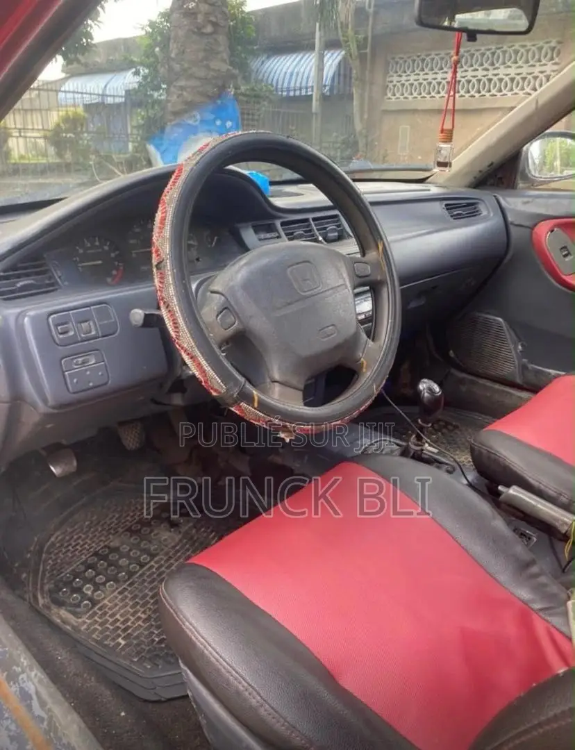 Honda Accord 2000 Rouge