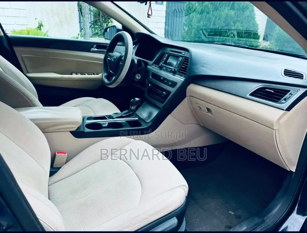Hyundai Sonata Base Sedan FWD (2.4L 4cyl 6A) 2017 Noir