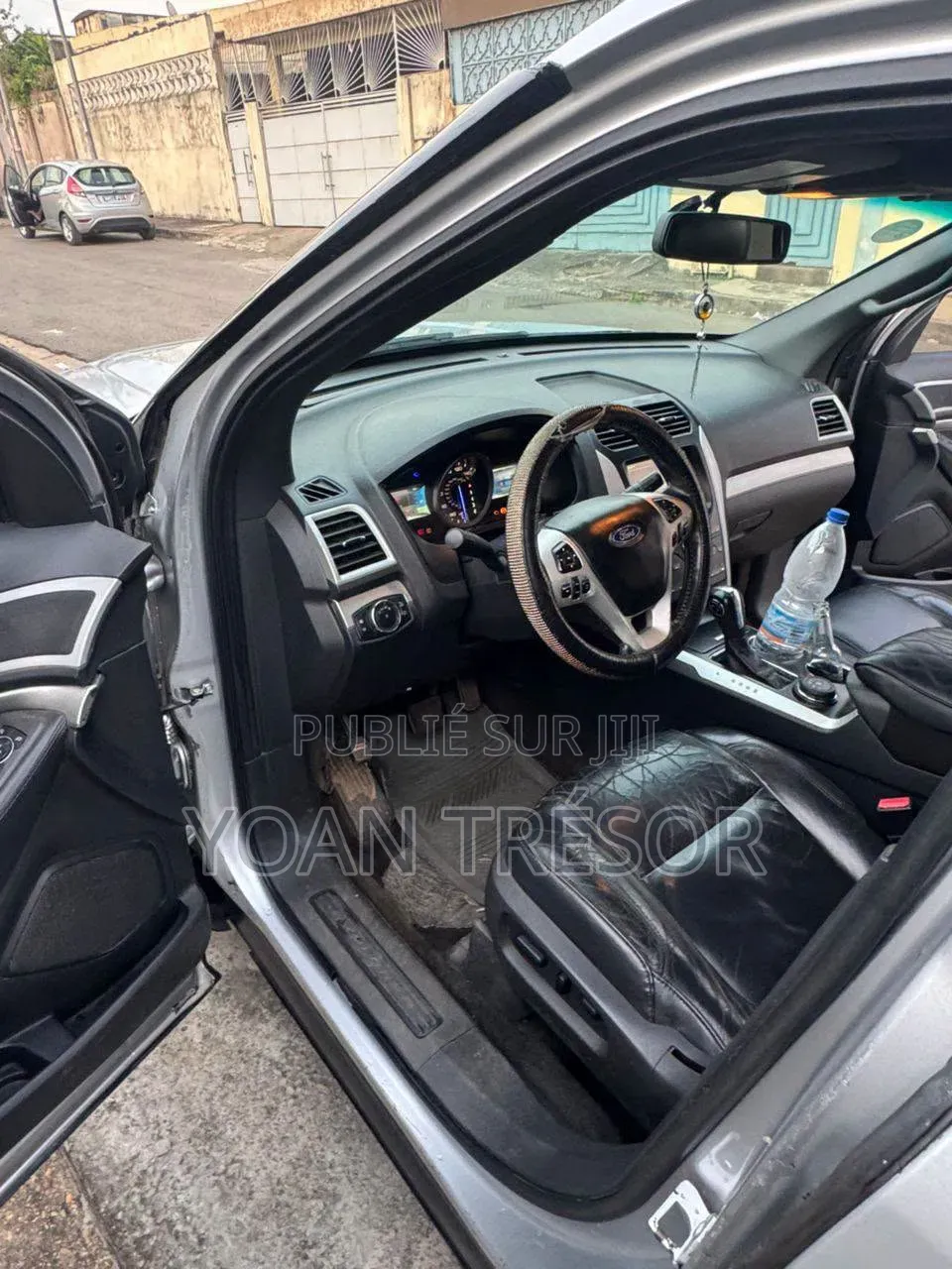 Ford Explorer 2011 Argenté