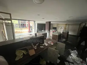 Magasin en Location