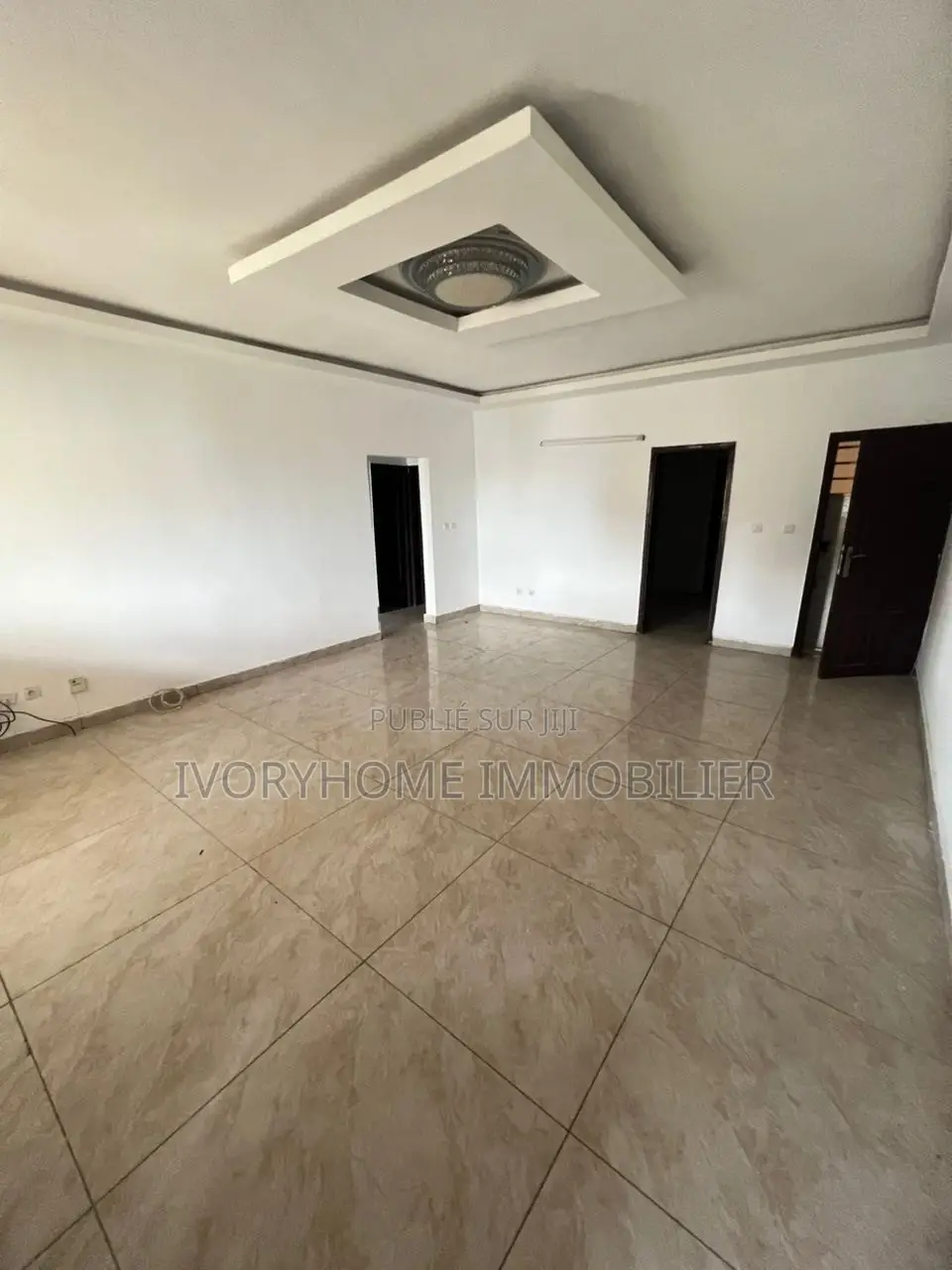 2chbre Appartement dans Cocody à Louer