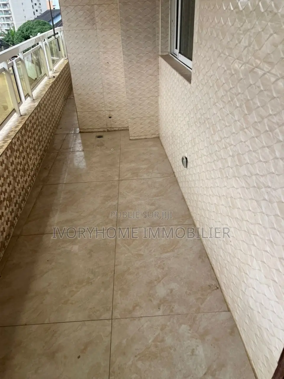 2chbre Appartement dans Cocody à Louer