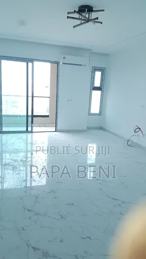 4chbre Villa dans Bosko, Cocody à Louer