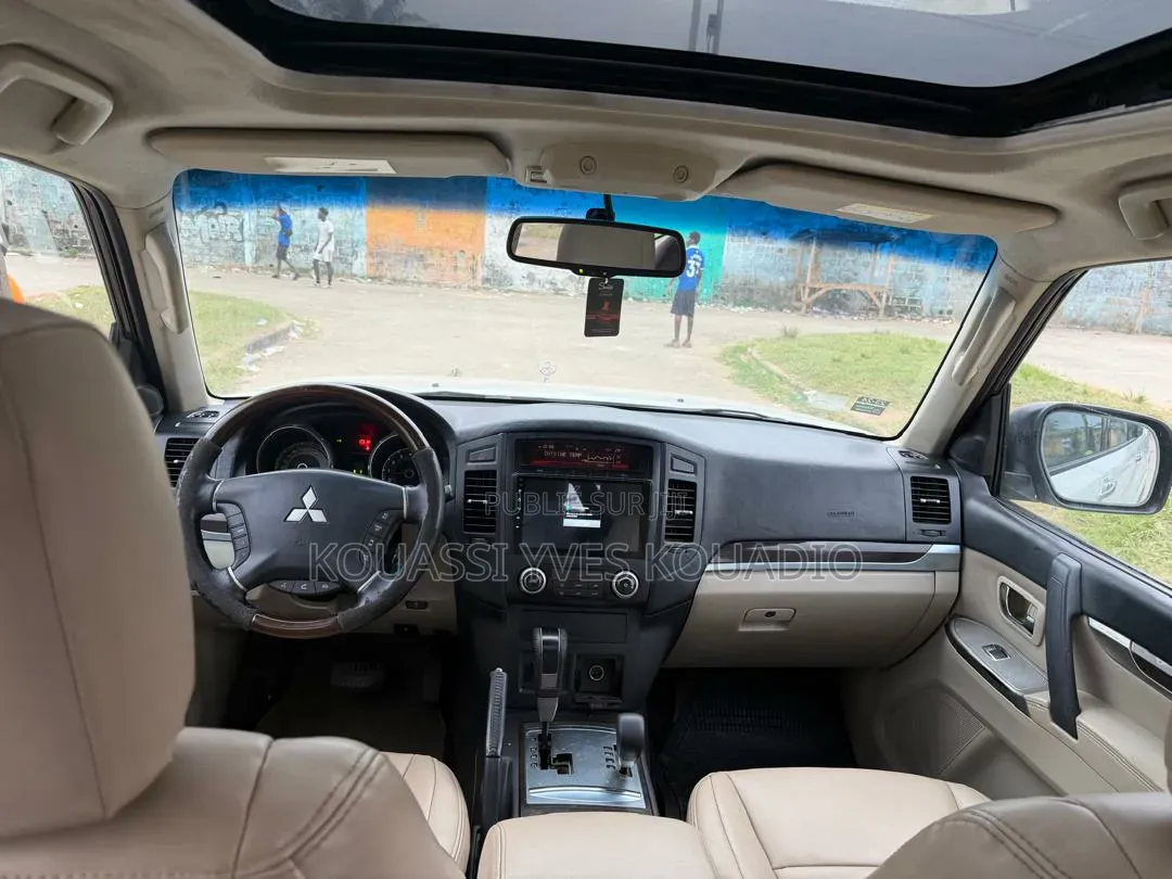 Mitsubishi Pajero V90 3.0 V6 GLS/GLX 2015 Blanc
