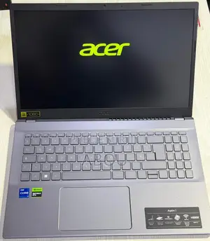 Nouveau Ordinateur portable Acer Aspire 1 16GB Intel Core i7 SSD 1T