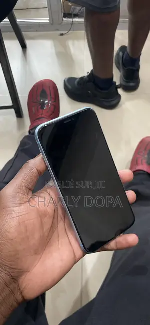 Apple iPhone XR 64 GB Bleu