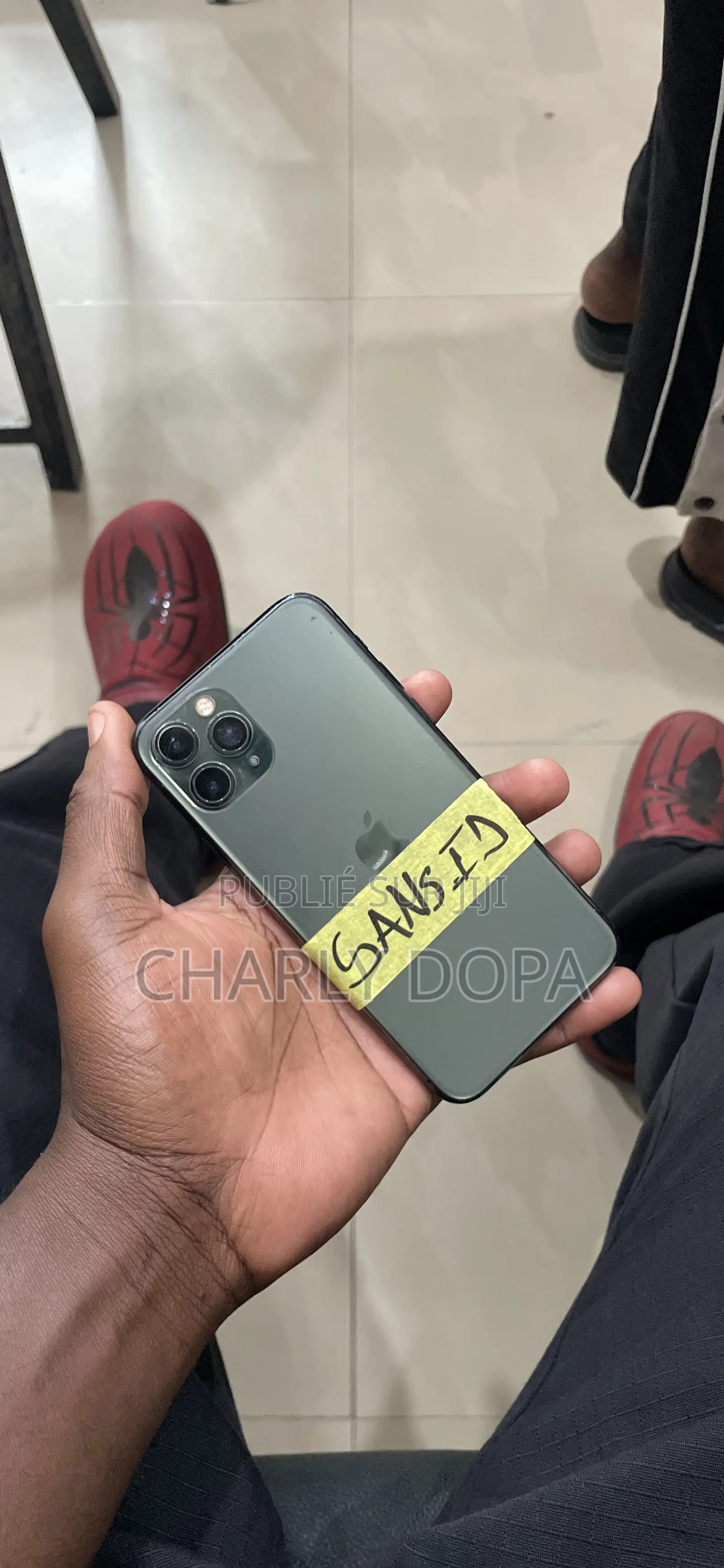 Apple iPhone 11 Pro 64 GB Vert