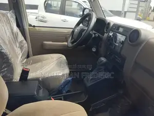 Nouveau Toyota Land Cruiser 79 Series 2025 Beige
