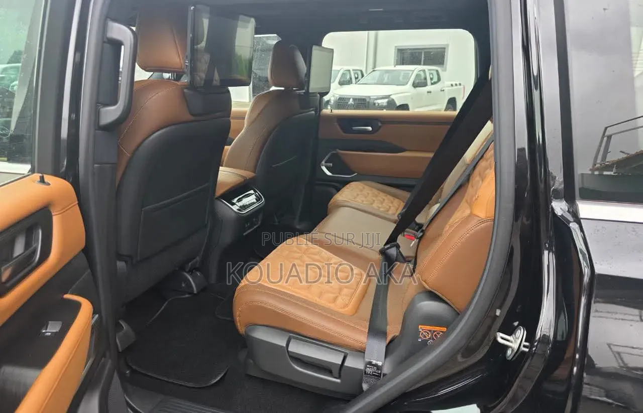 Nissan Patrol 2025 Noir Mat