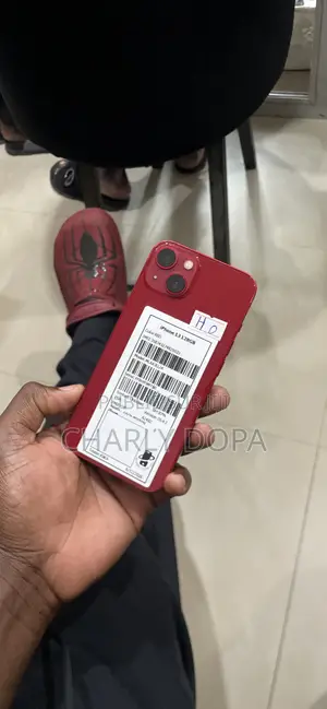 Apple iPhone 13 128 GB Rouge