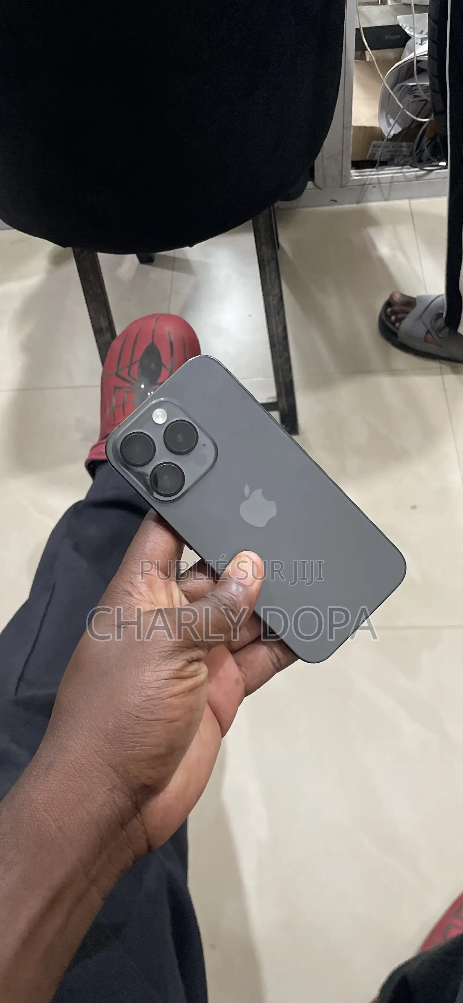 Apple iPhone 15 Pro 128 GB Noir
