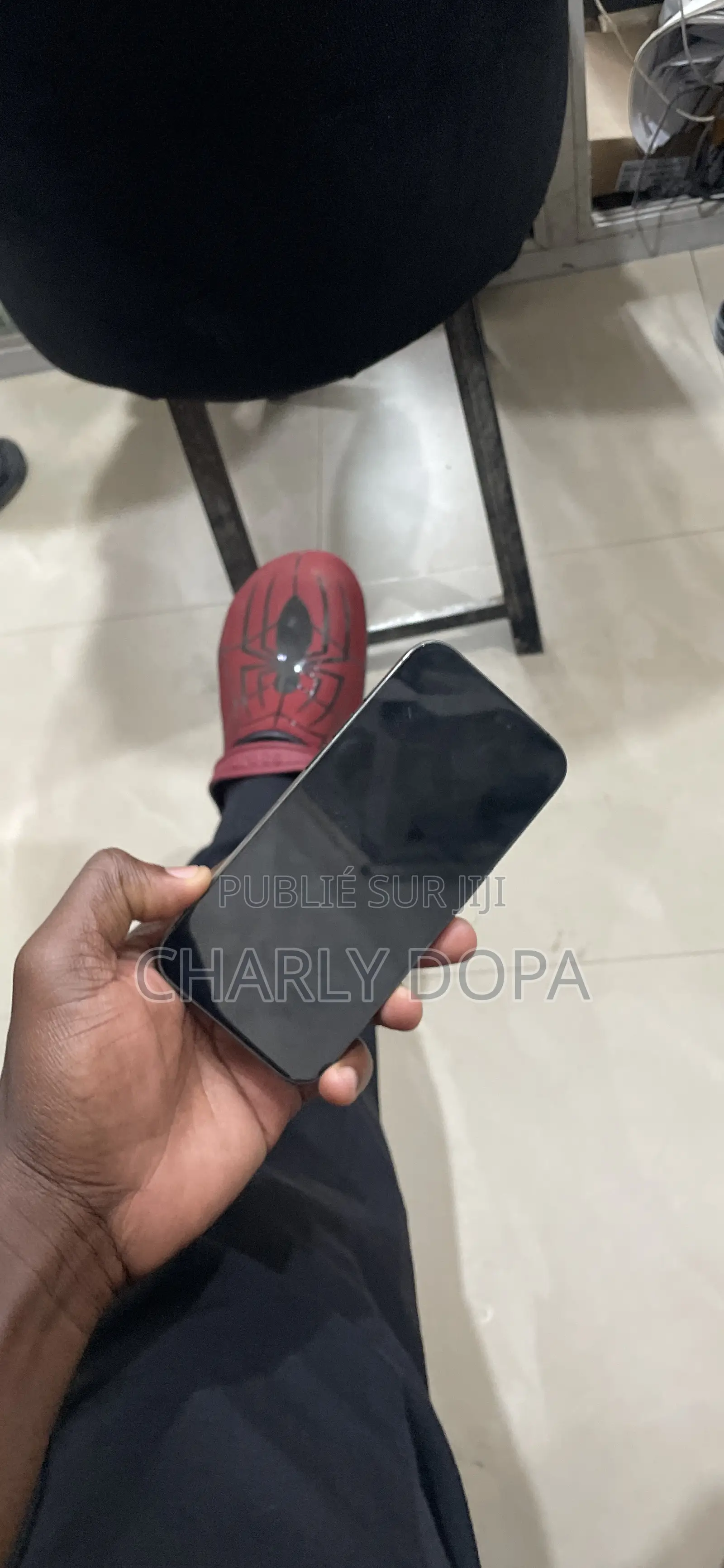 Apple iPhone 15 Pro 128 GB Noir