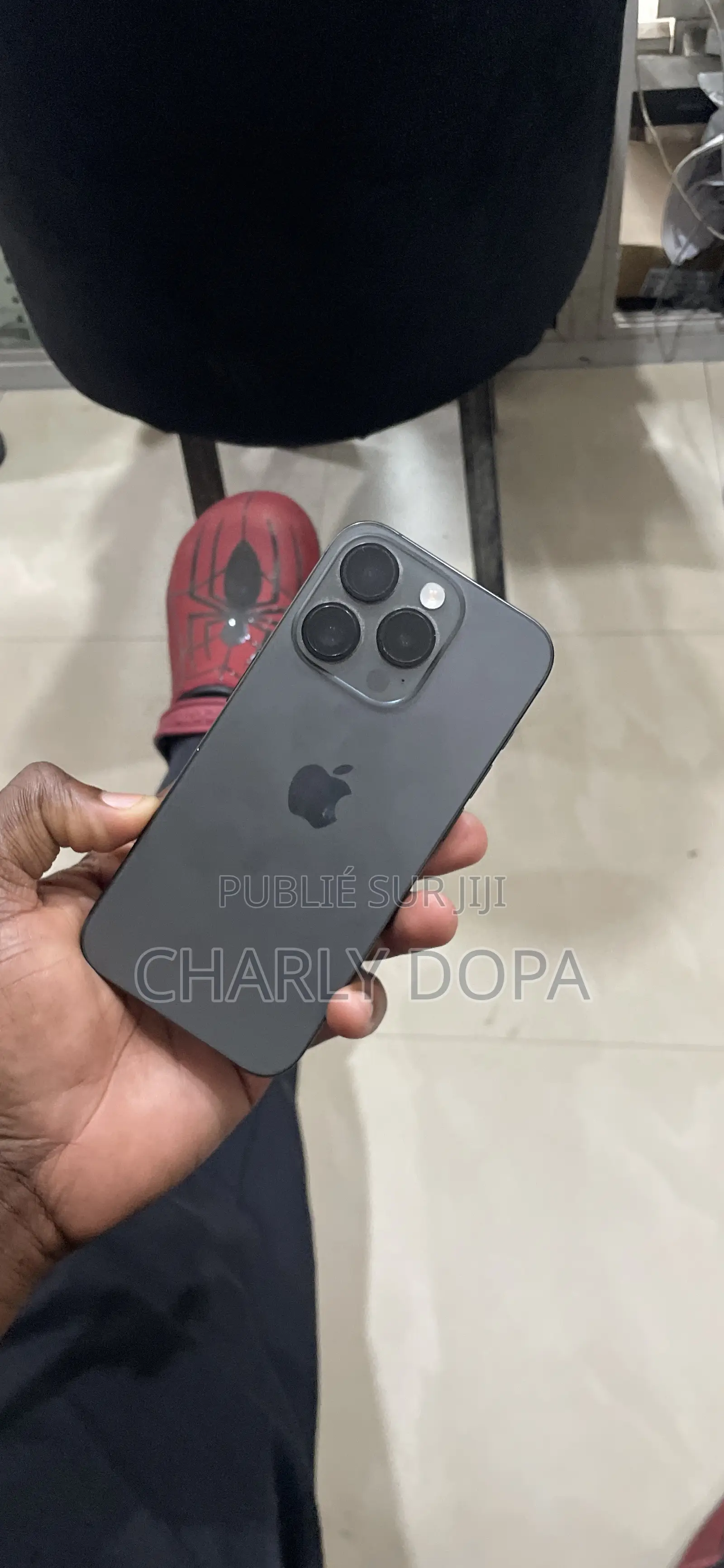 Apple iPhone 15 Pro 128 GB Noir