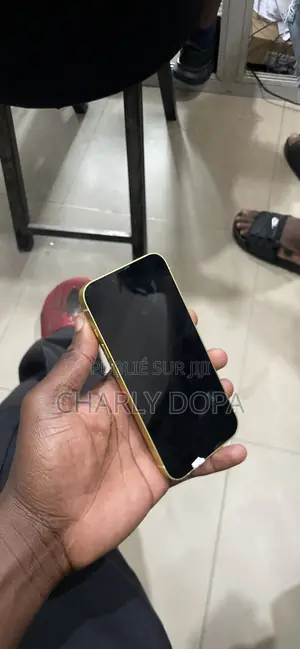 Apple iPhone 14 128 GB Jaune
