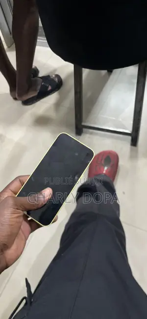 Apple iPhone 14 128 GB Jaune
