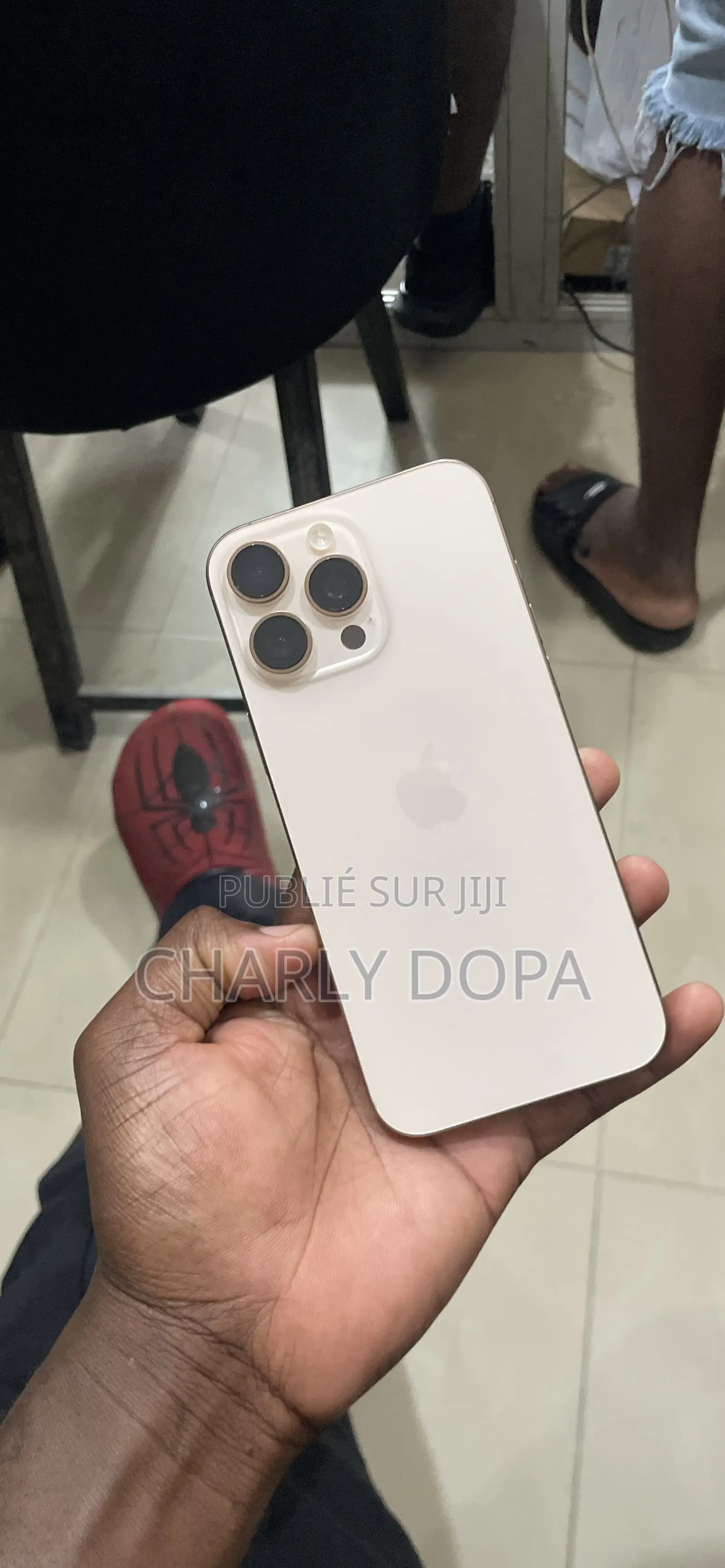 Apple iPhone 16 Pro Max 256 GB Doré