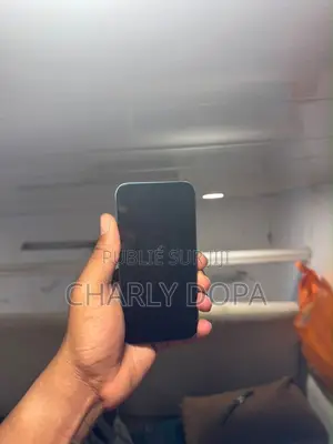 Apple iPhone 13 128 GB Bleu
