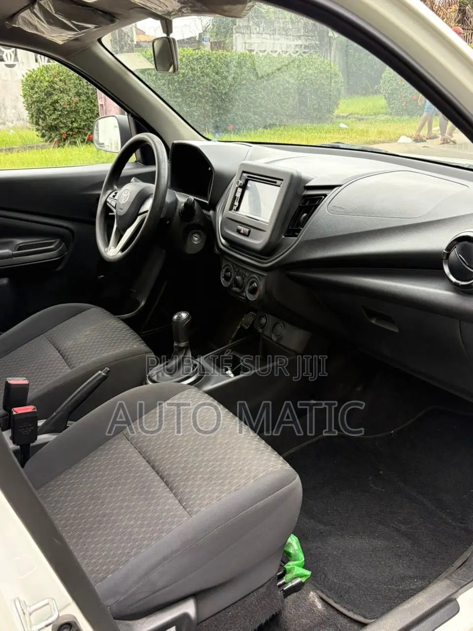 Toyota Vitz 1.0 FWD 5dr 2020 Blanc