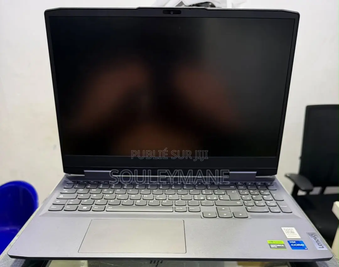 Ordinateur portable Lenovo LOQ 15AHP10 16GB Intel Core i7 SSD 1T