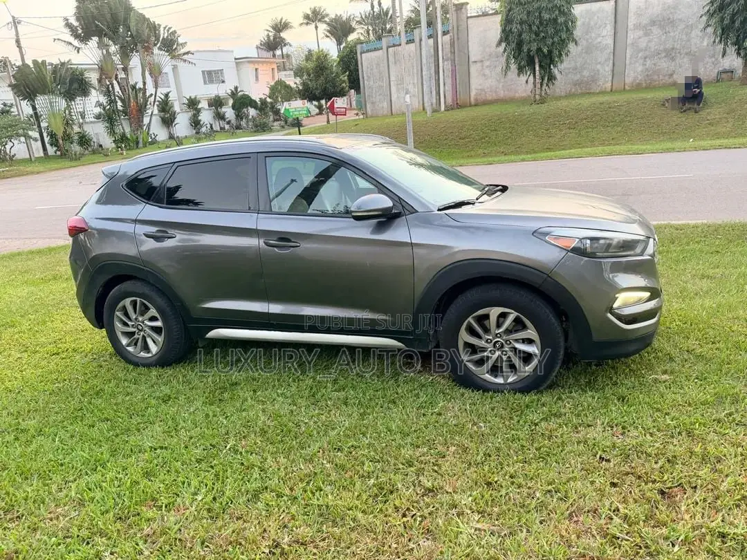 Hyundai Tucson 2018 Gris