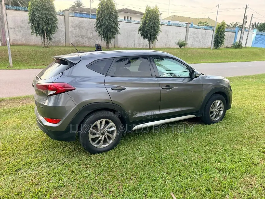 Hyundai Tucson 2018 Gris