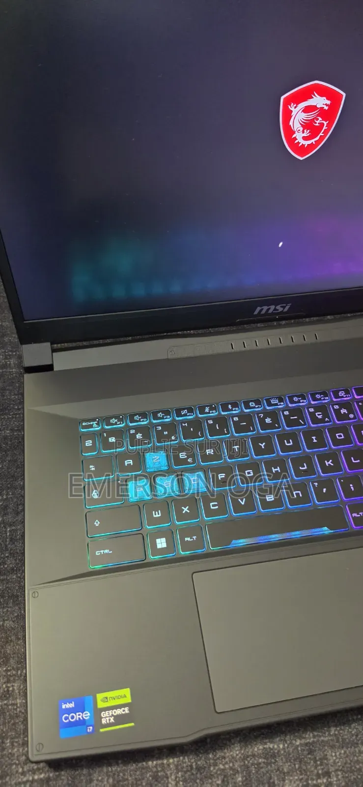 Nouveau Ordinateur portable MSI Katana 17 32GB Intel Core i7 SSD 1T
