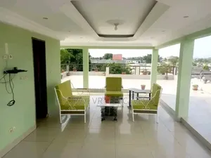 6chbre Duplex dans Angre Complexe, Cocody à Vendre
