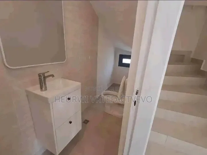 4chbre Duplex dans 2 Plateau Ena, Cocody à Vendre
