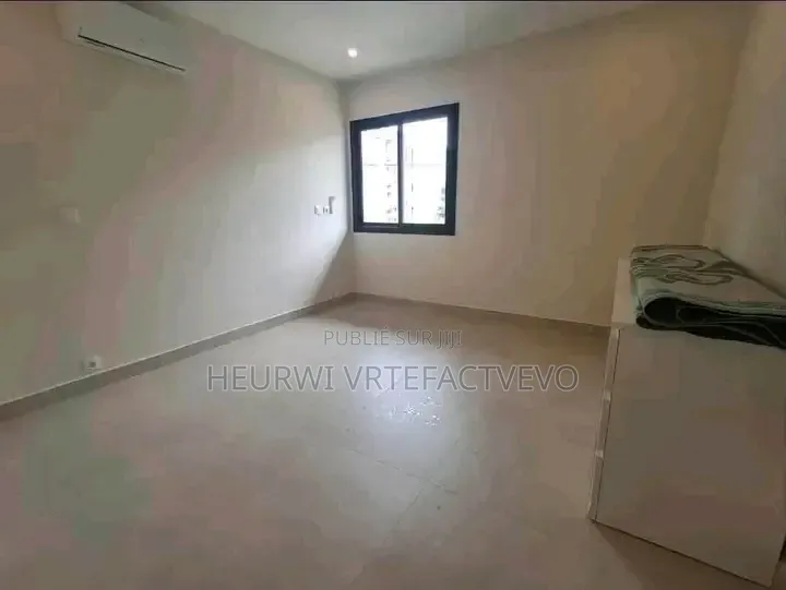 4chbre Duplex dans 2 Plateau Ena, Cocody à Vendre
