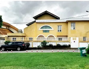 4chbre Duplex dans Cité Arcade, Cocody à Vendre