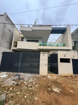 6chbre Duplex dans Free World, Bingerville à Vendre