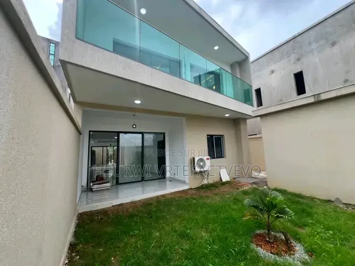 6chbre Duplex dans Free World, Bingerville à Vendre