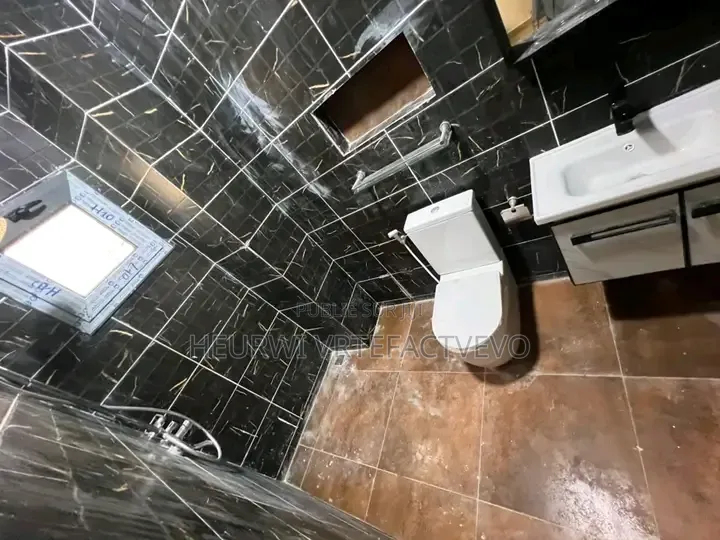 6chbre Duplex dans Free World, Bingerville à Vendre