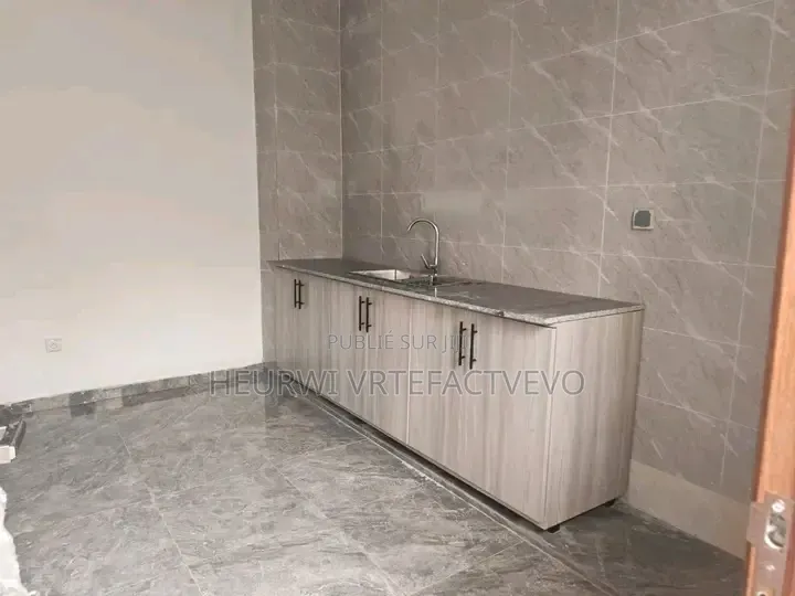 4chbre Duplex dans Abatta, Cocody à Vendre