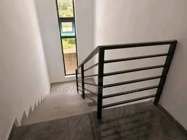 4chbre Duplex dans Abatta, Cocody à Vendre