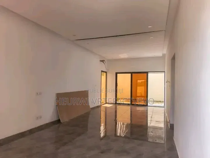 4chbre Duplex dans Abatta, Cocody à Vendre
